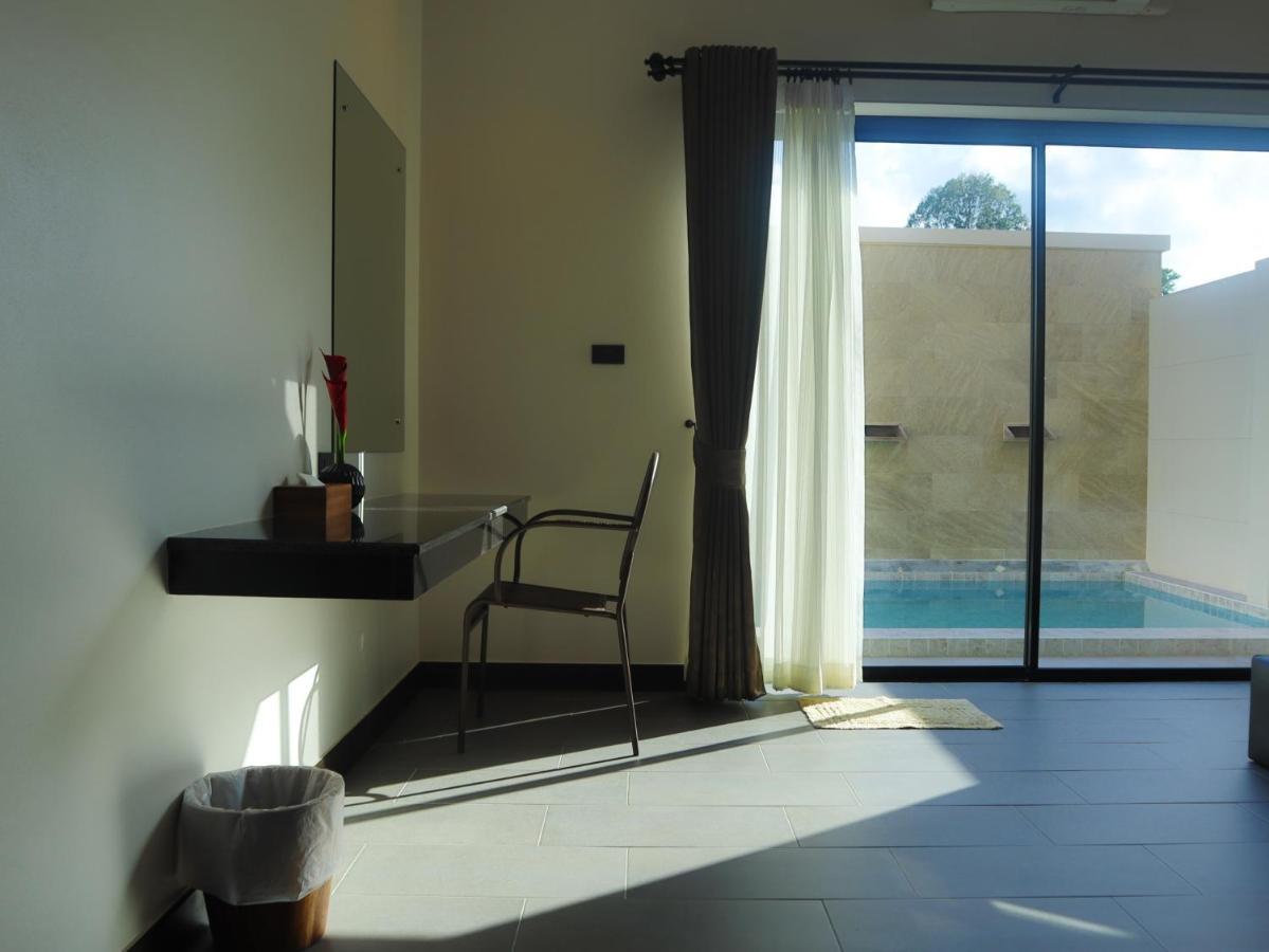 Toledo Pool Villa Nakhon Si Thammarat Exteriör bild